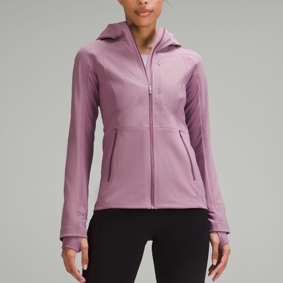 lululemon Cross Chill Jacket - Picture 1 of 9